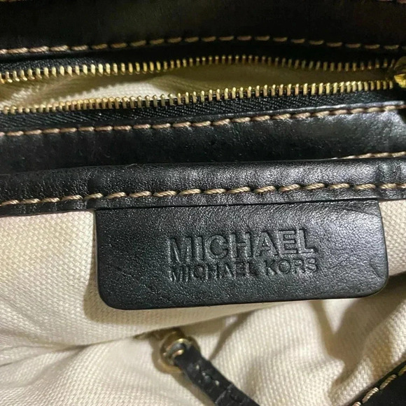 Michael kors black leather satchel handbag w - Picture 11 of 11